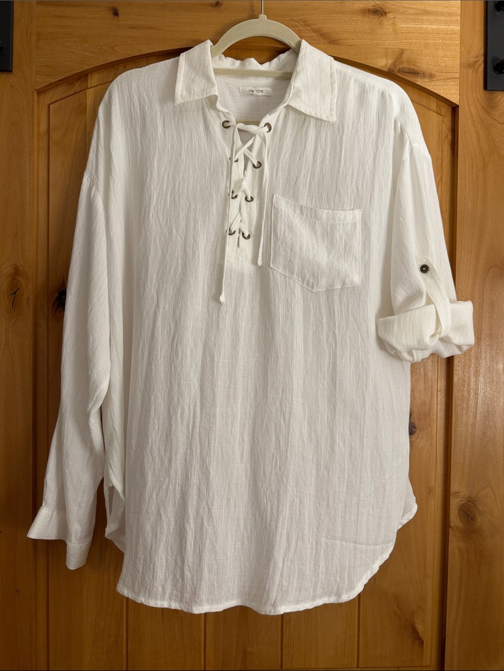 Maurice White gauze, long sleeved tap